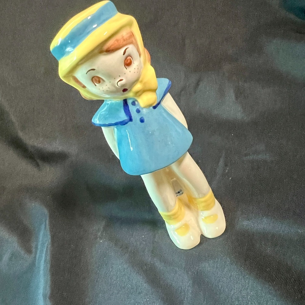 Vintage‎ Brayton Laguna Pottery Figurine Pat Girl w/Doll California Handpainted
